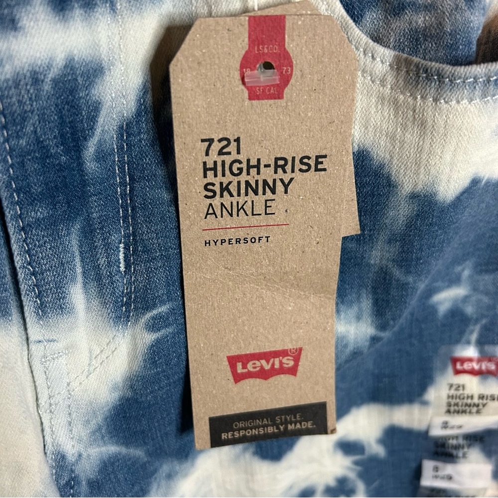 Levi's High Rise Skinny Ankle Jeans - Picture 6 of 15